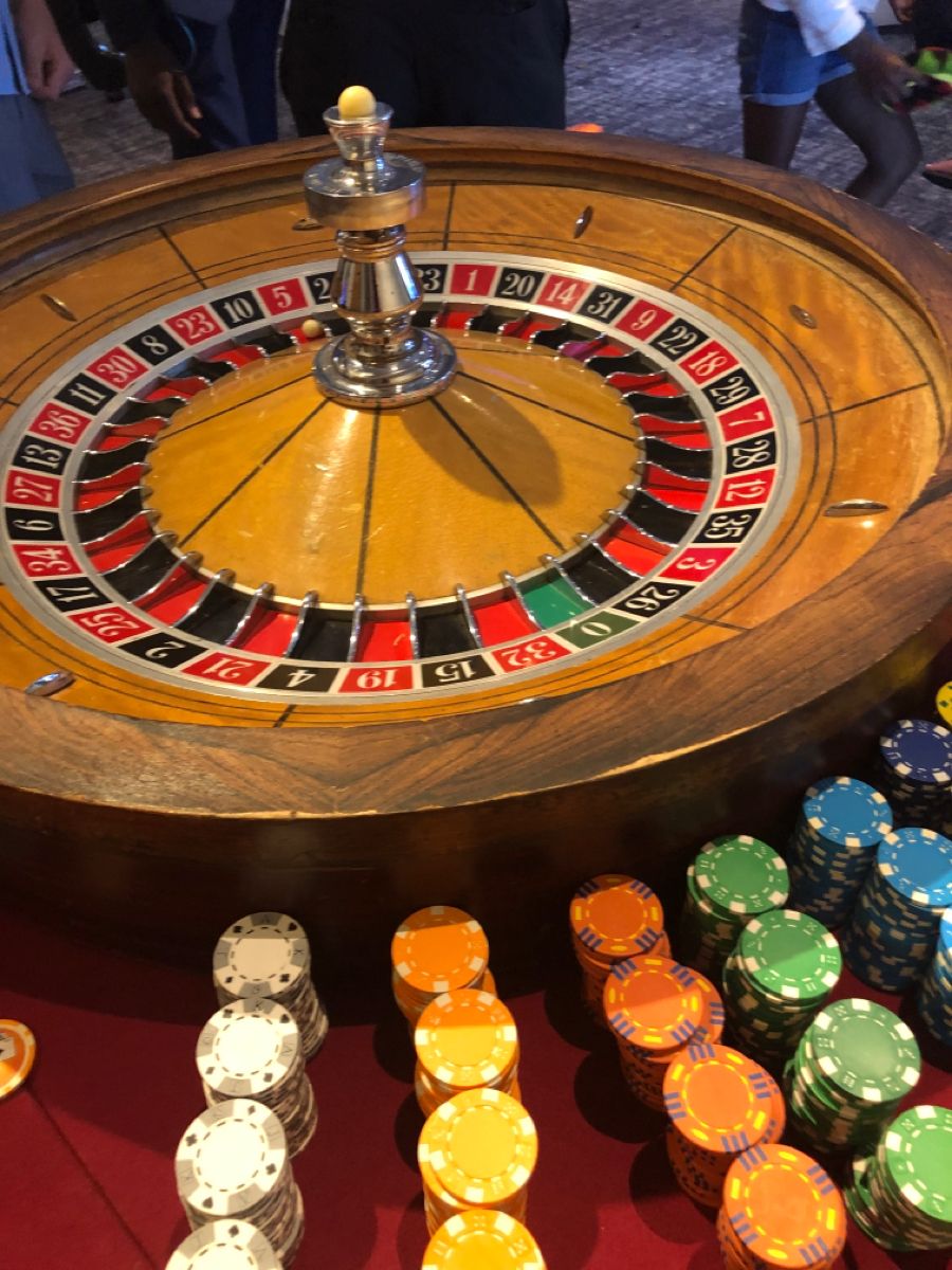 Casino Script کھلاڑیوں کے لیے لائیو کیسینو سیکشن